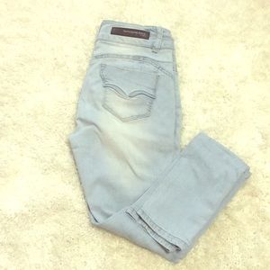 21 Black high waisted jeans